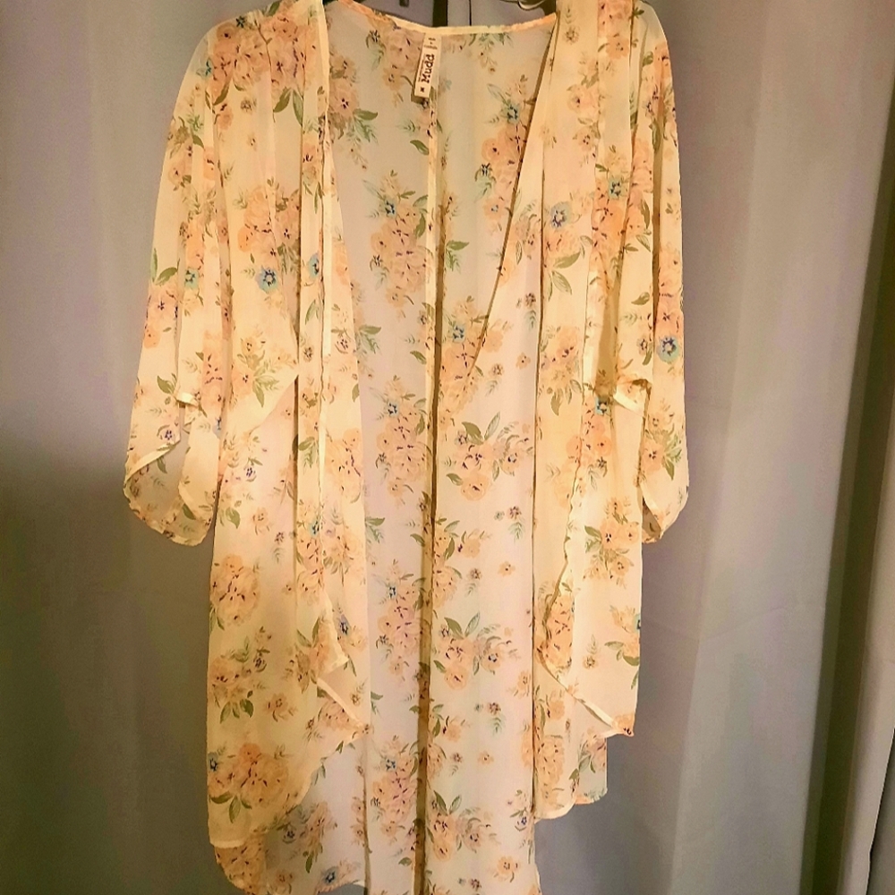 Floral kimono